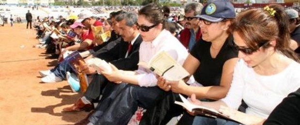 15 bin kişi rekor için okudu