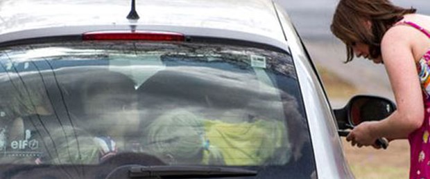19 çocuğu arabasına 'sıkıştıran' öğretmene ceza