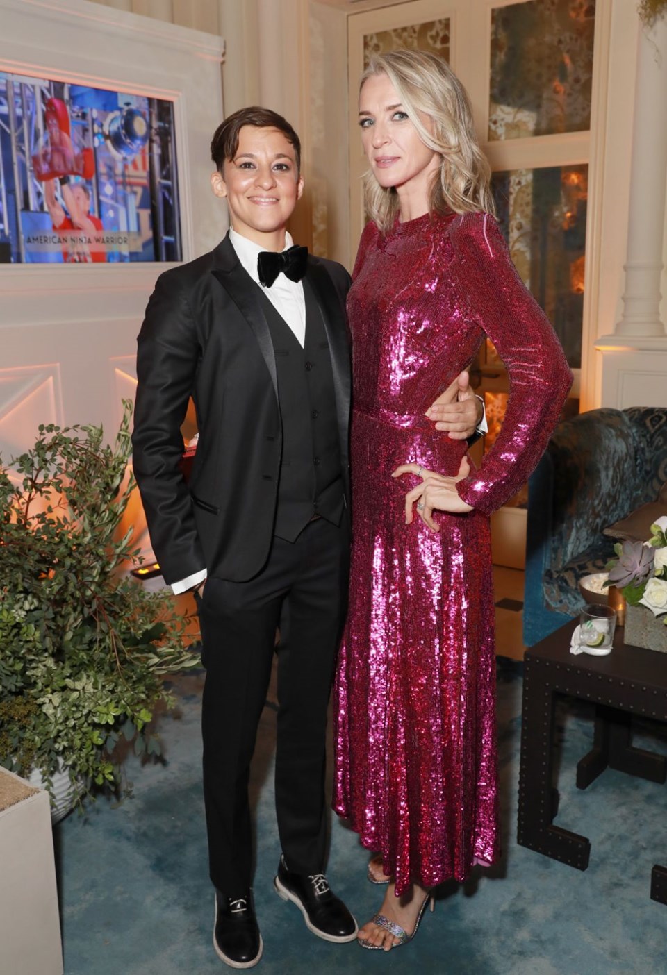 Nina Fiore ve Ever Carradine