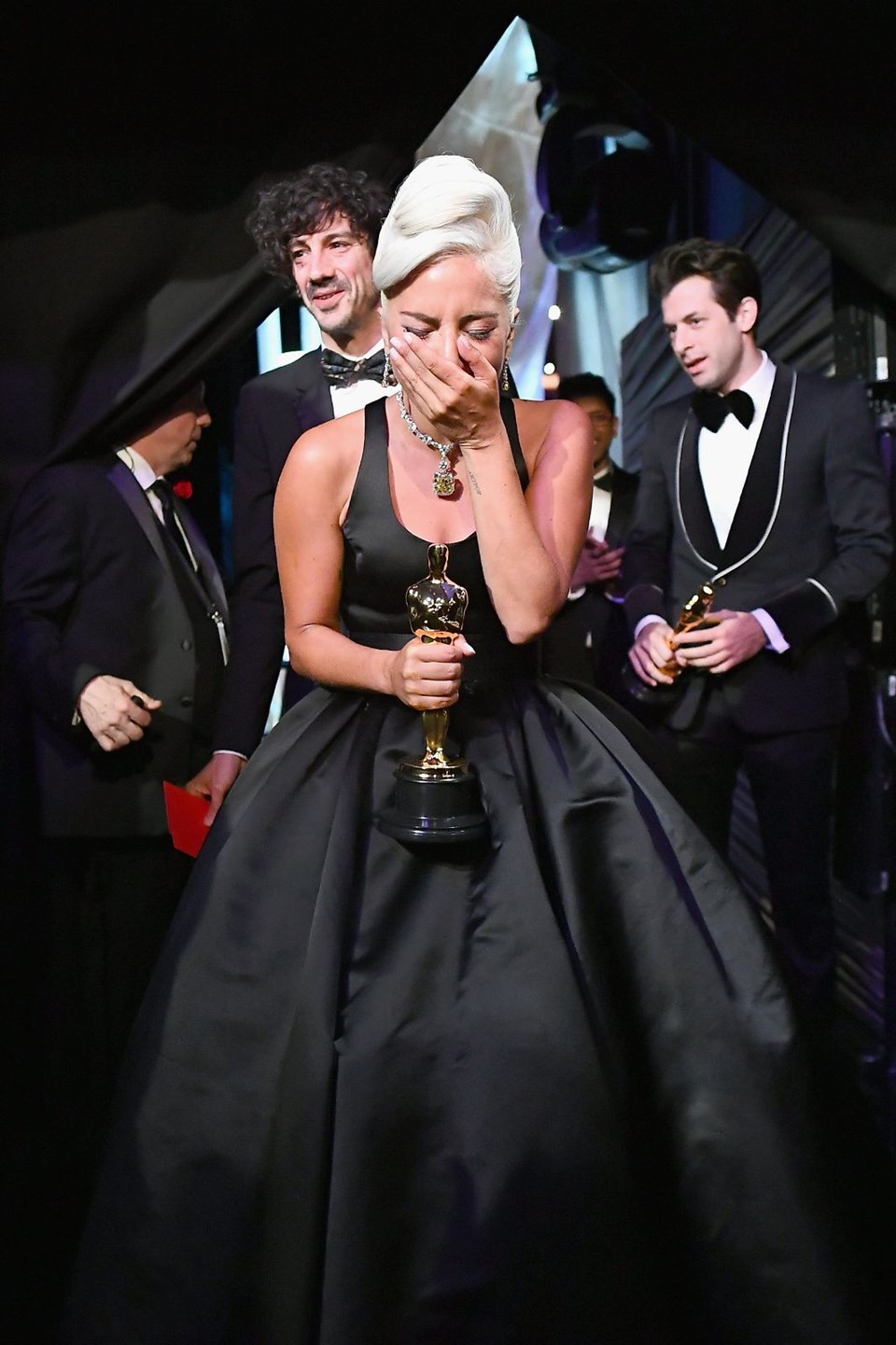 LADY GAGA'NIN GÖZYAŞLARI