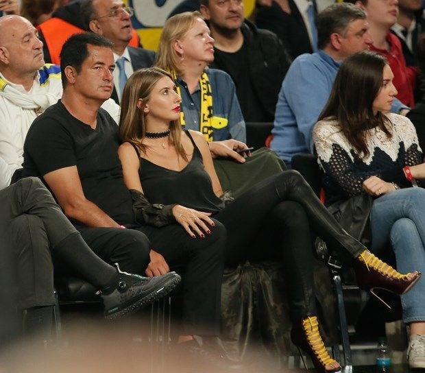 ST.TROPEZ’DE DÜĞÜN SİLİVRİ'DE AYRILIK