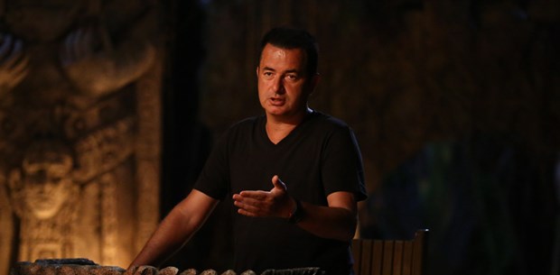 Acun Ilıcalı, Beyaz Show'da Survivor 2018'in...
