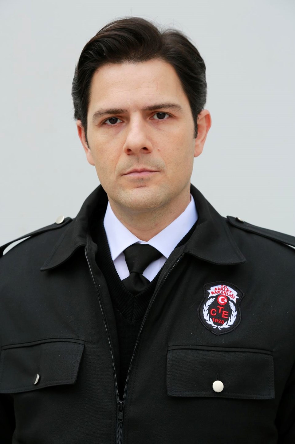 avlu, oyuncu kadrosu, kenan ece