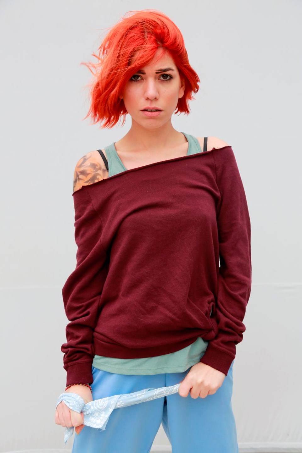 avlu, oyuncu kadrosu, ceren moray