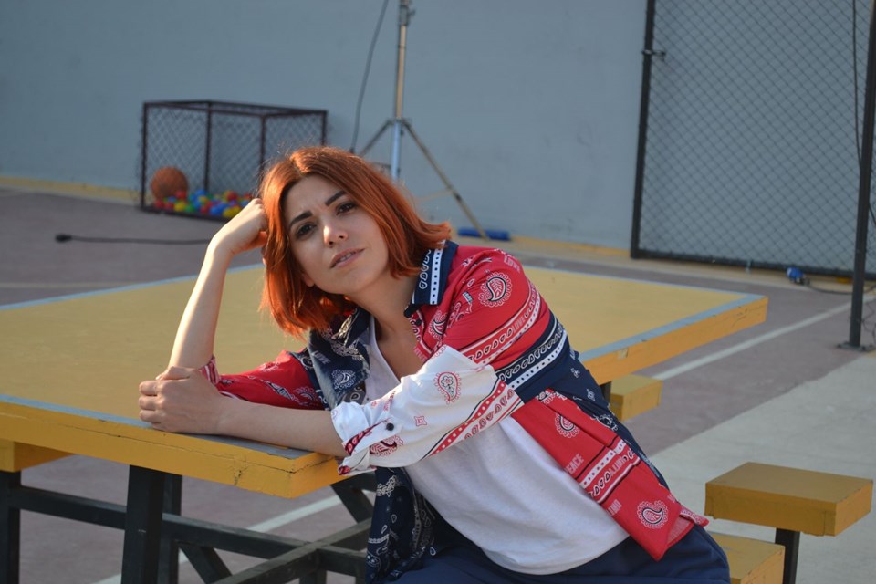 Ceren Moray, avlu, avlu azra, avlu dizisi, ceren moray kimdir, ceren moray hakkında merak edilenler, ceren moray fotoğrafları