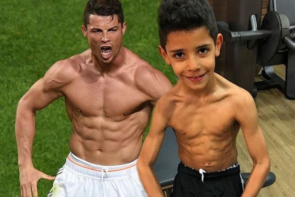 Babasının Oğlu: Cristiano Ronaldo Jr. (İkiz Gibi Görünen ünlü Babalar 