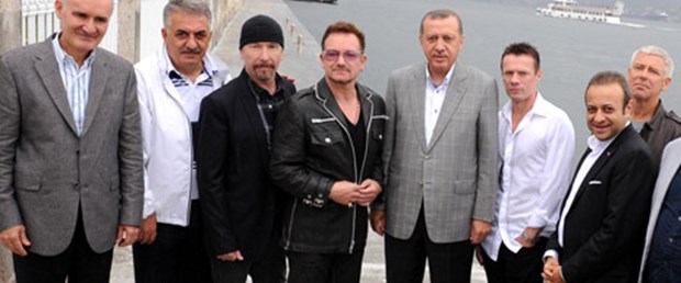 'Başbakanın heybeti karşısında önünü ilikledi'