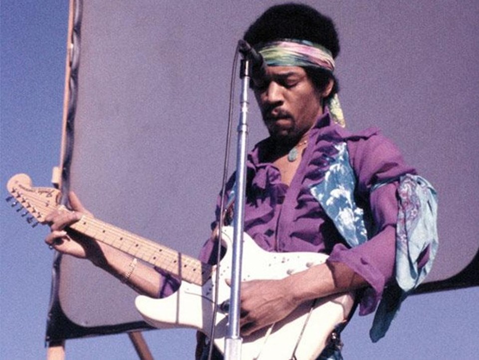 Gelmiş geçmiş en büyük gitar ustası Jimi Hendrix...