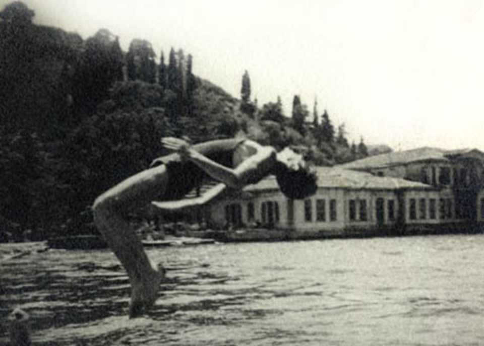 Dirvana'nın çocukluğundan bir kare.