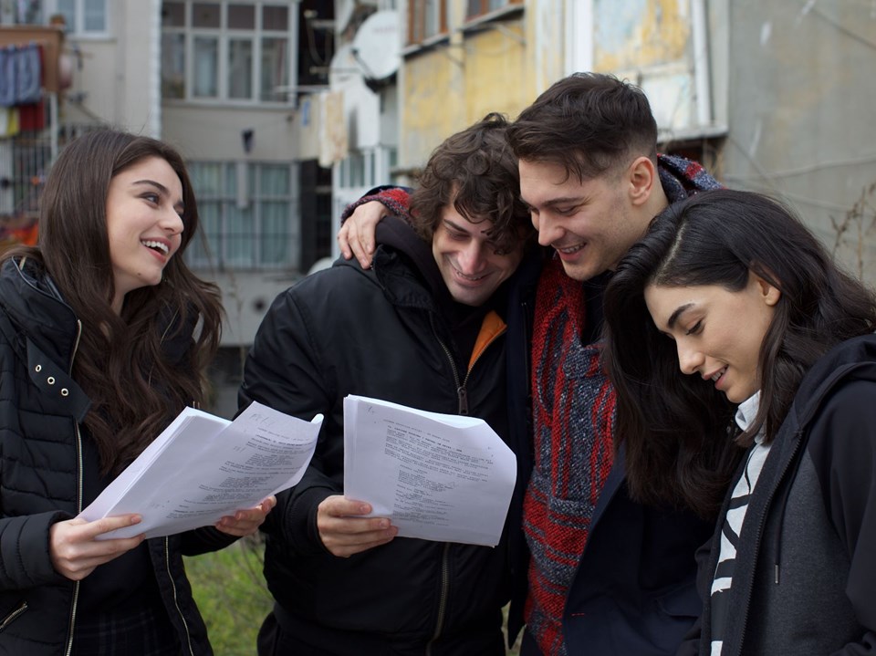 netflix çaÄatay ulusoy ile ilgili görsel sonucu