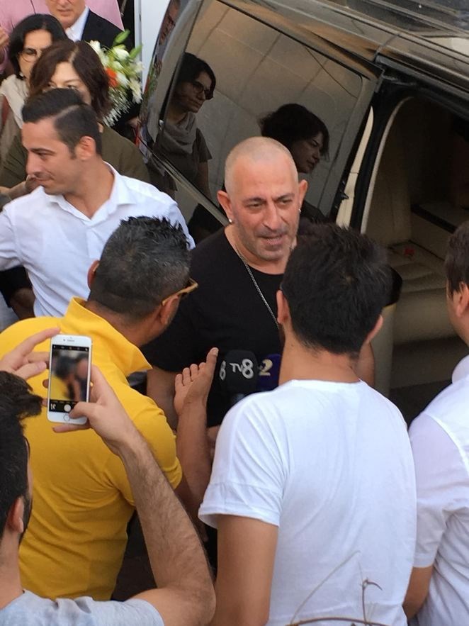 Cem Yılmaz, Defne Samyeli