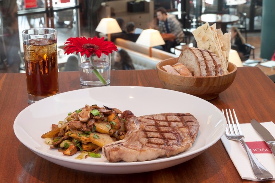 Masa Restaurant, menüsünde tüm ülke mutfaklarının özel lezzetlerine yer veriyor.