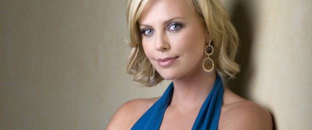 Charlize Theron yorumu işinden etti