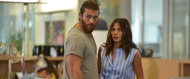 Demet Özdemir Can Yaman ile aramızda sorun yok Demet Özdemir Can Yaman ile aramızda sorun yok