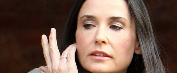 Demi Moore tedavi altında