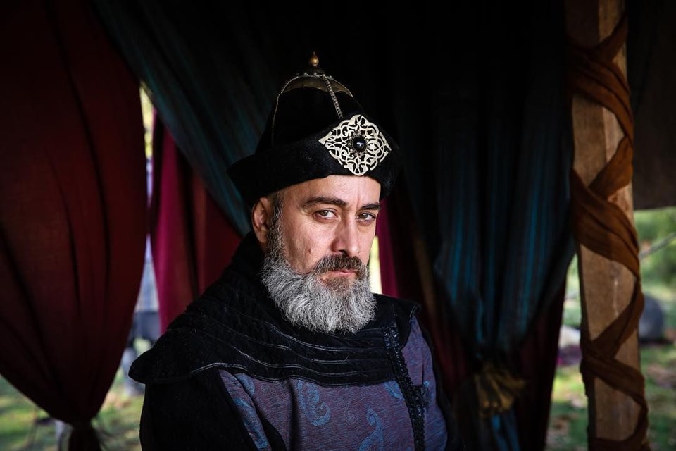 Diriliş Ertuğrul�un Saadettin Köpek�i Murat Garipağaoğlu diziden