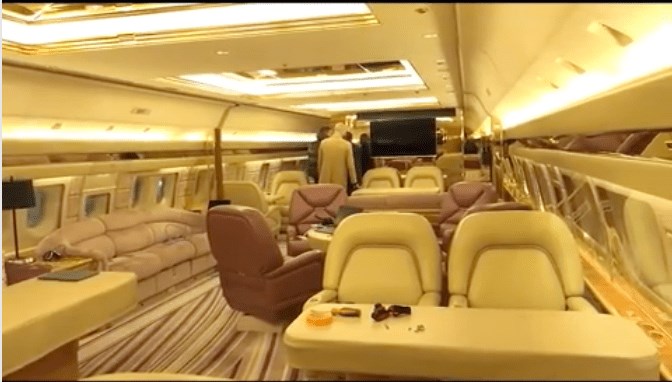 ÜNLÜ ŞARKICI KENDİNE KARGO UÇAĞI ALIP MODİFİYE ETTİRDİ... 3 Manşet Son Dakika Havacılık Haberleri | Türk Hava Yolları, Pegasus, Sunexpress, Corendon, Havacılık, Havayolları, Havalimanları, Havaalanları, THY, Hostes, Pilot, Uçak, Kabin memuru, SHGM, DHMİ ,VjCRIw OpEOEFt3CfdLweA
