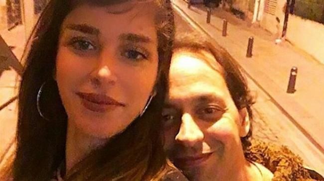 Kaan Tangöze, Kıvılcım Ural, Seçkin Piriler, Duman, Kaan Tangöze ve Kıvılcım Ural evlendi,