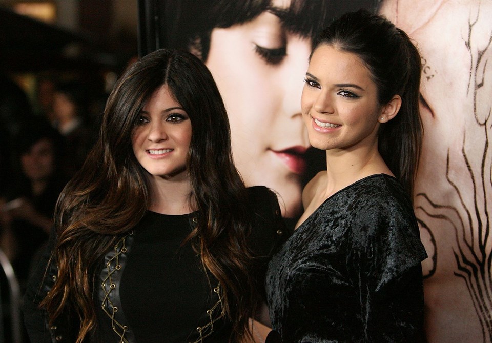 Kylie Jenner, Kylie Jenner kimdir, Kylie Jenner nasıl para kazanıyor, Kylie Jenner'ın kariyeri, Kylie Jenner'ın hayatı, Dünyanın en genç milyarderi Kylie Jenner