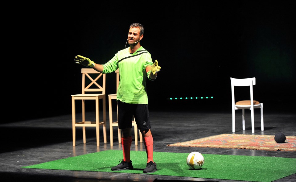 Erkan Kolçak Köstendil, oyununun gelirlerini Bursaspor’a bağışladı