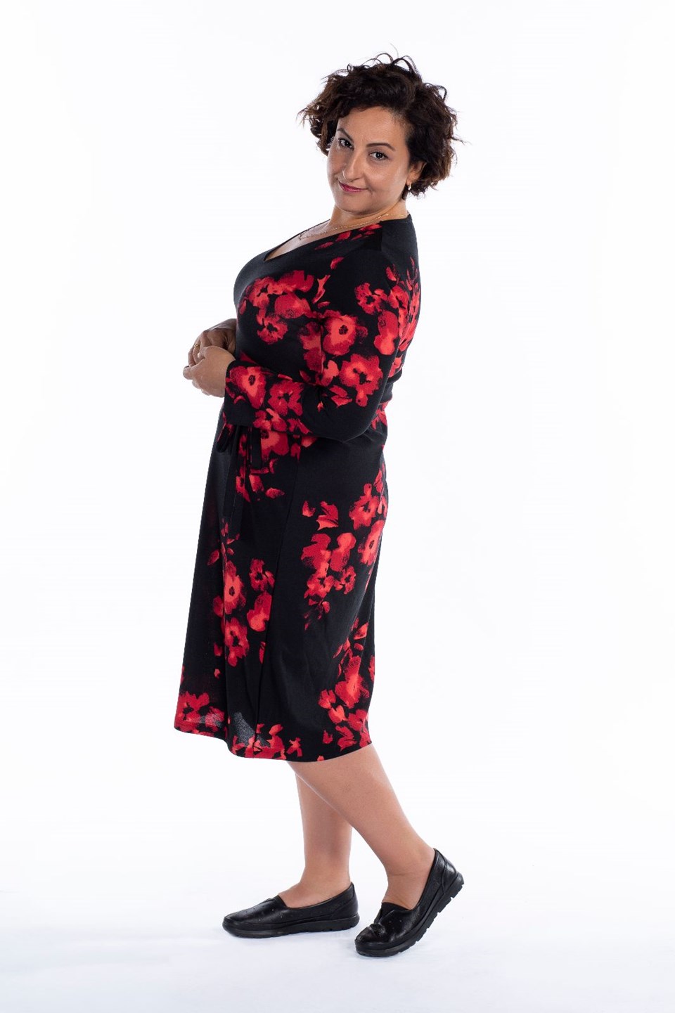 Mevkibe Aydın (Özlem Tokaslan)