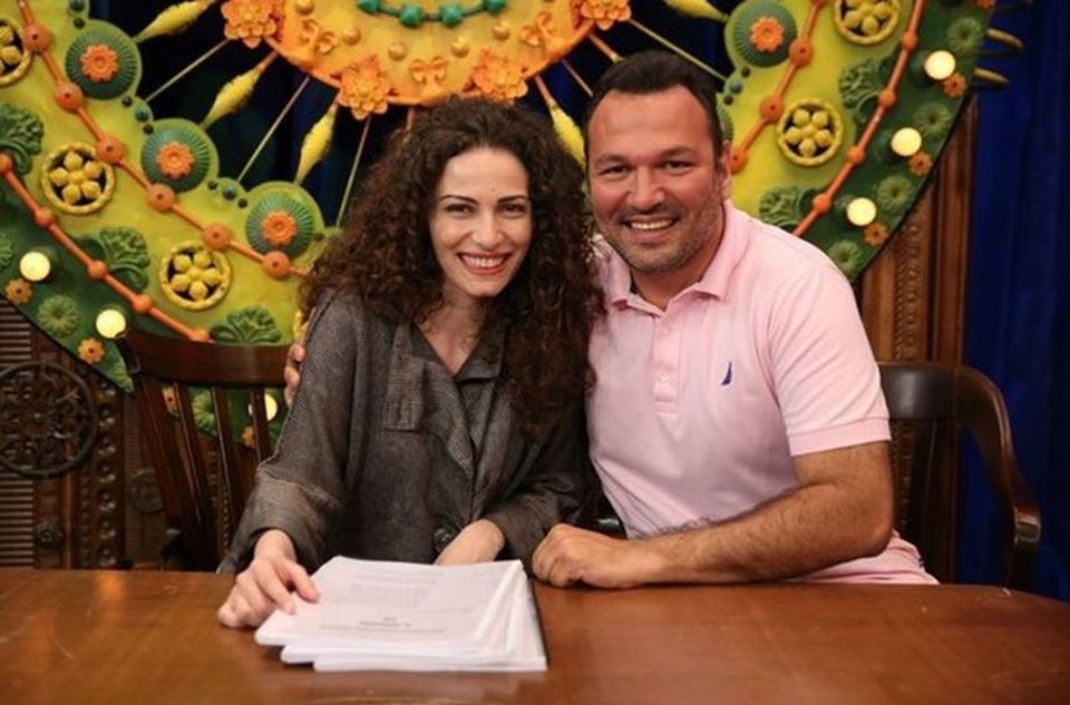 Ezo Sunal ile ağabeyi Ali Sunal