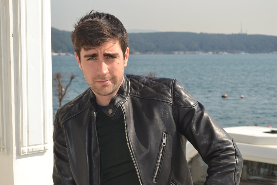 fazilet hanım ve kızları, deniz baysal, nazan kesal, çağlar ertuğrul, afra saraçoğlu,