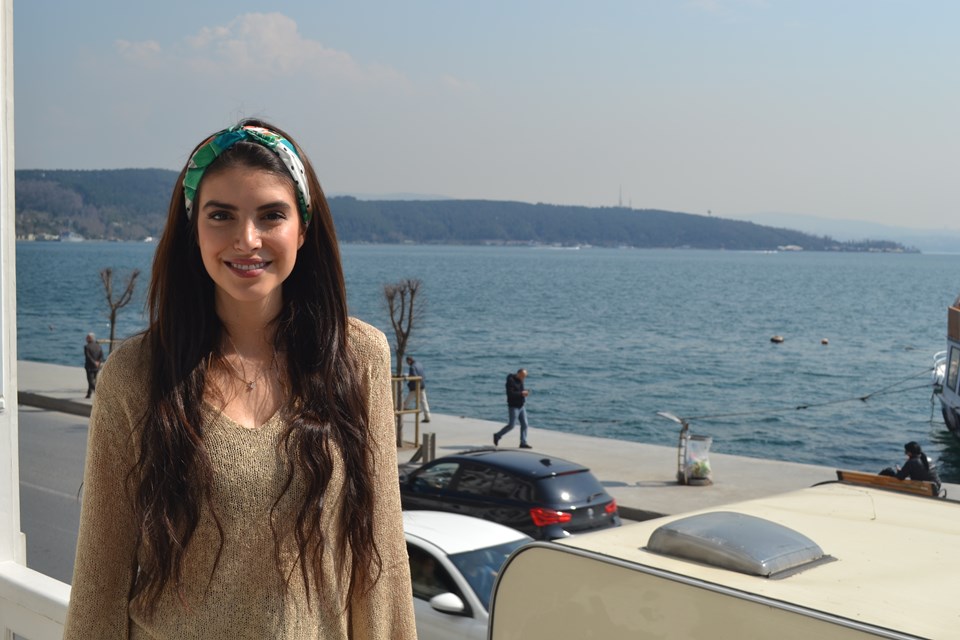 fazilet hanım ve kızları, deniz baysal, nazan kesal, çağlar ertuğrul, afra saraçoğlu,