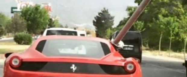 ferrari.jpg