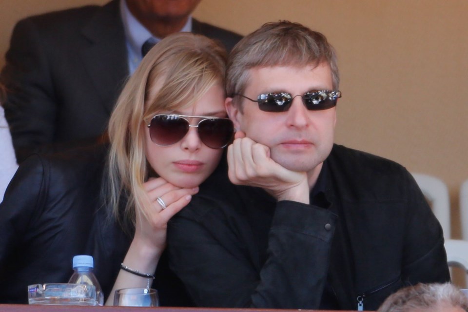 7. Dmitry Rybolovlev ve Elena Rybolovlev 2014 - 604 milyon dolar