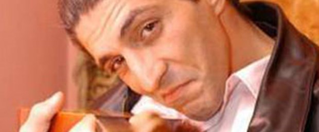 Genç oyuncu kalbine yenildi