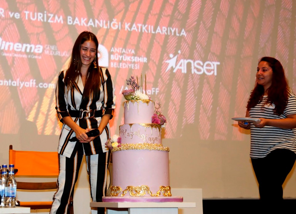 TÜRKLER DRAMA DİZİLERDE İYİ