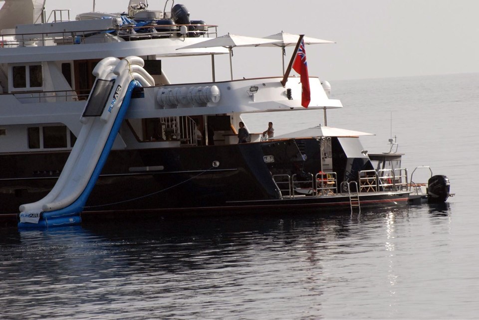 Hollywood yıldızı Bradley Cooper Ãlüdenizâde ile ilgili görsel sonucu