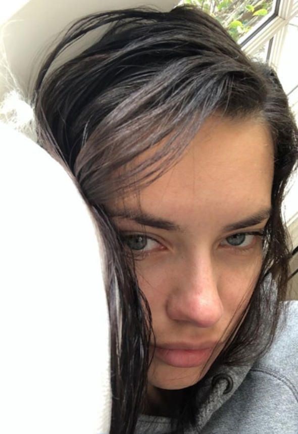 ekran sahne ve podyum yildizlarini guzellik merkezlerinde saatlerini gecirdigini ve her daim bakimli gezmeye alisik old paylas io sosyal yer imleme araci haberlerin ve ilgincli linklerin paylasim ortami