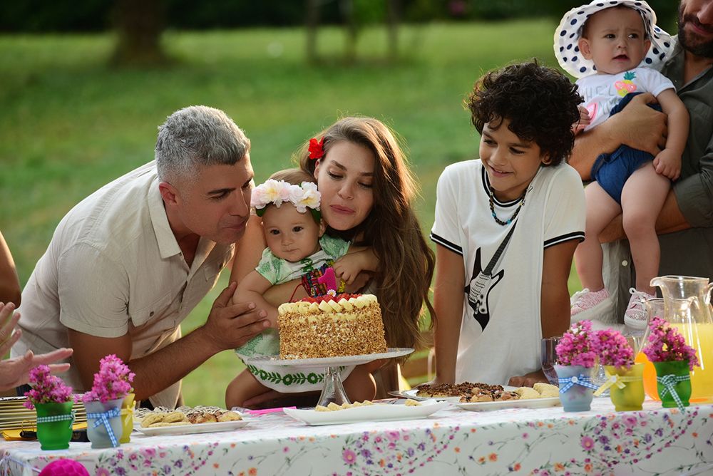SÜREYYA ESMA SULTAN'I ÖLDÜRDÜ MÜ?