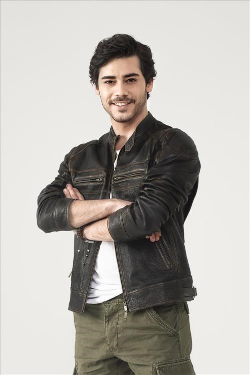 İstanbull Gelin, İstanbullu Gelin dizisi, MURAT BORAN, BERKAY HARDAL