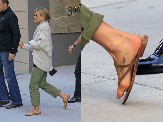 JENNIFER ANISTON