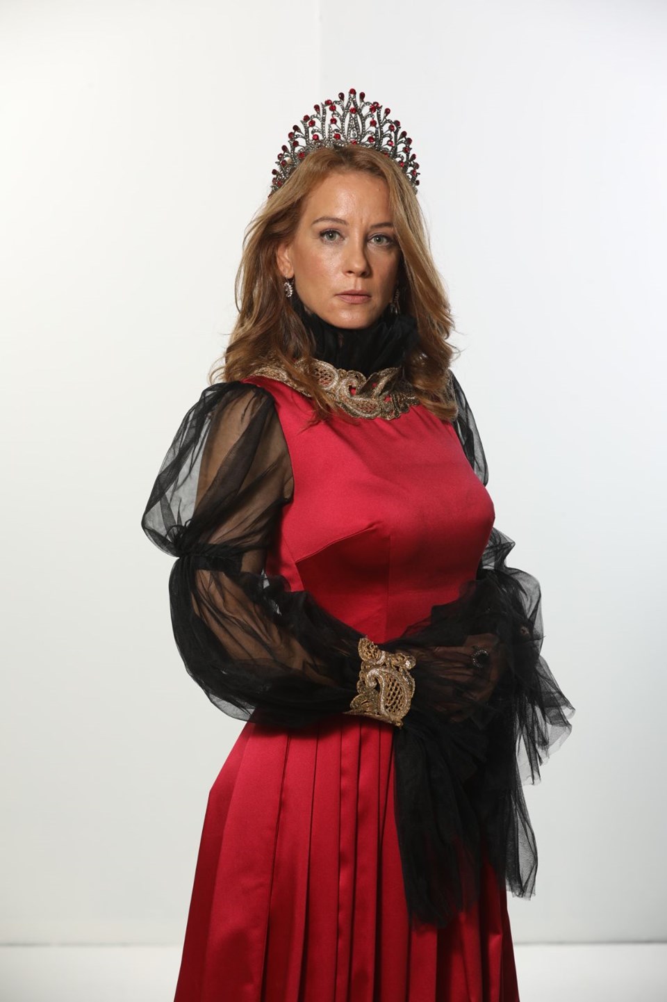 ESMA SULTAN / Emel Çölgeçen