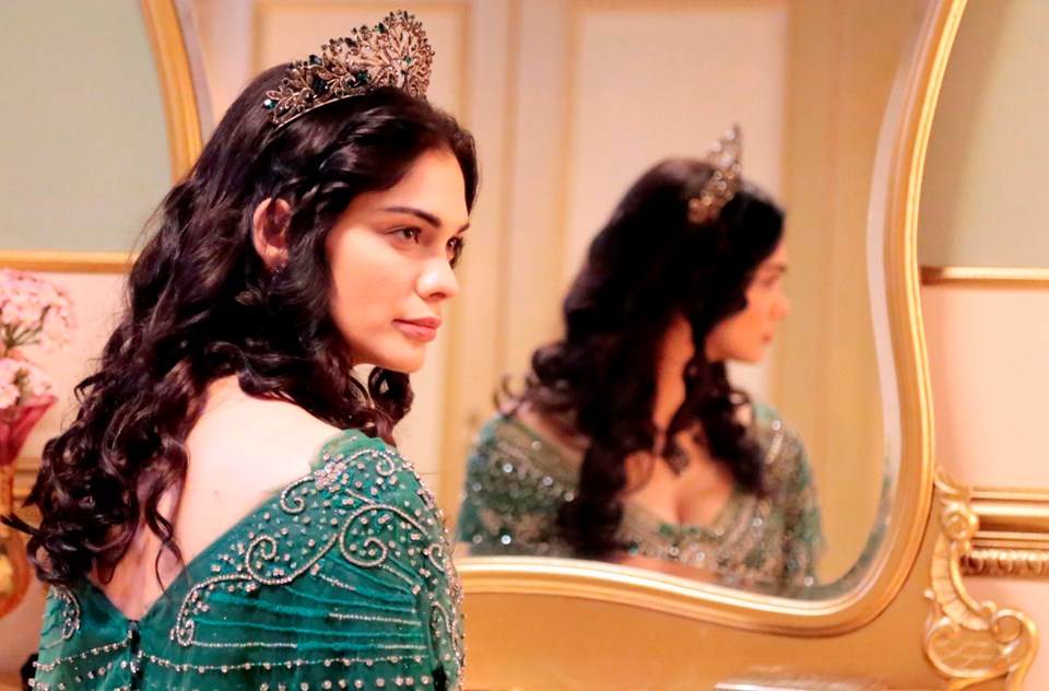 kalbimin sultanı, Beste Kokdemir, Kalbimin Sultanı Hoşyar Sultan
