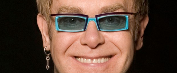 Kiliseden Elton John’a tepki