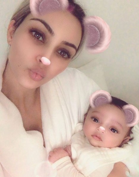Kim Kardashian, Saint West, Chicago West, Fotoğraf, Magazin, Yaşam
