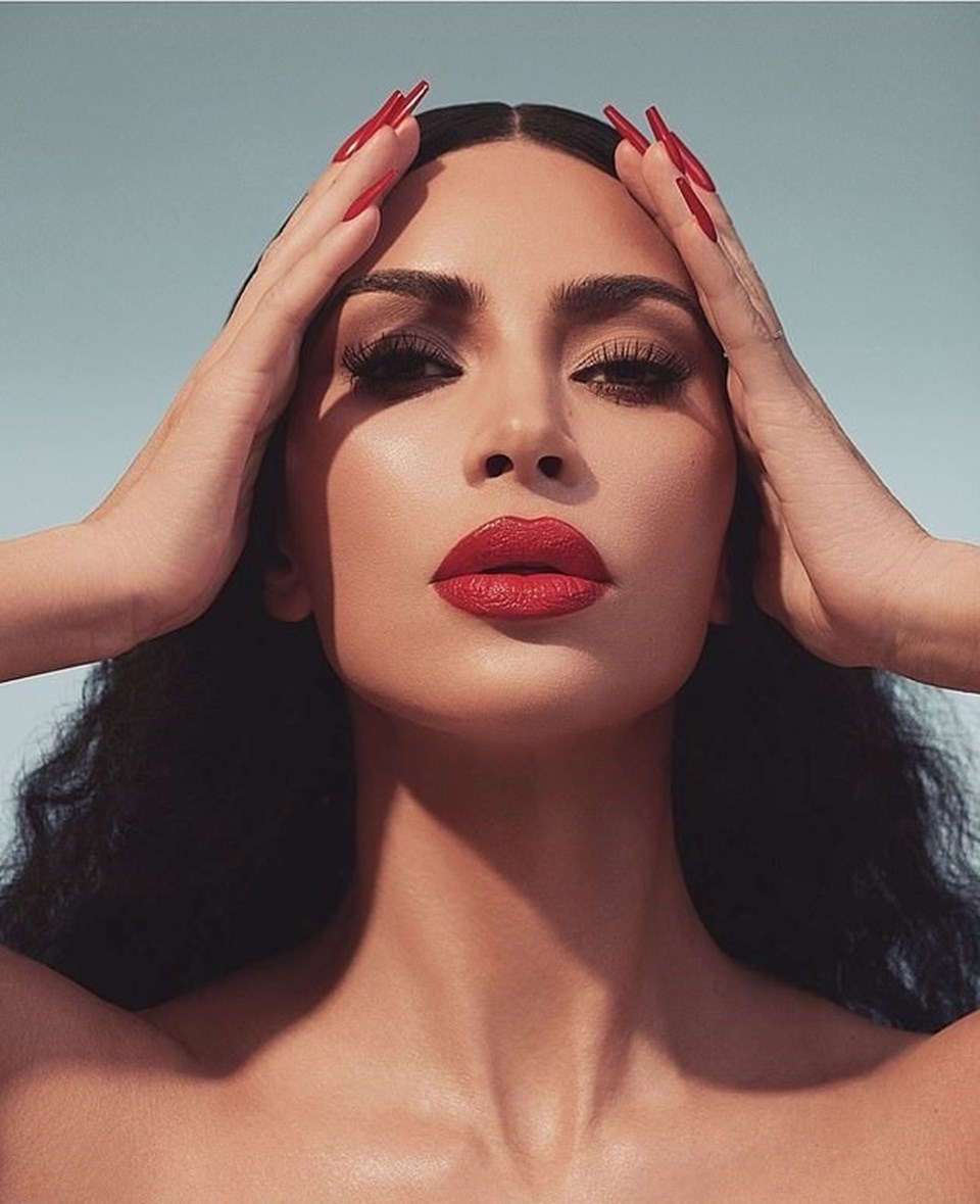 Kim Kardashiandan Ruj Tanıtımı Ntv