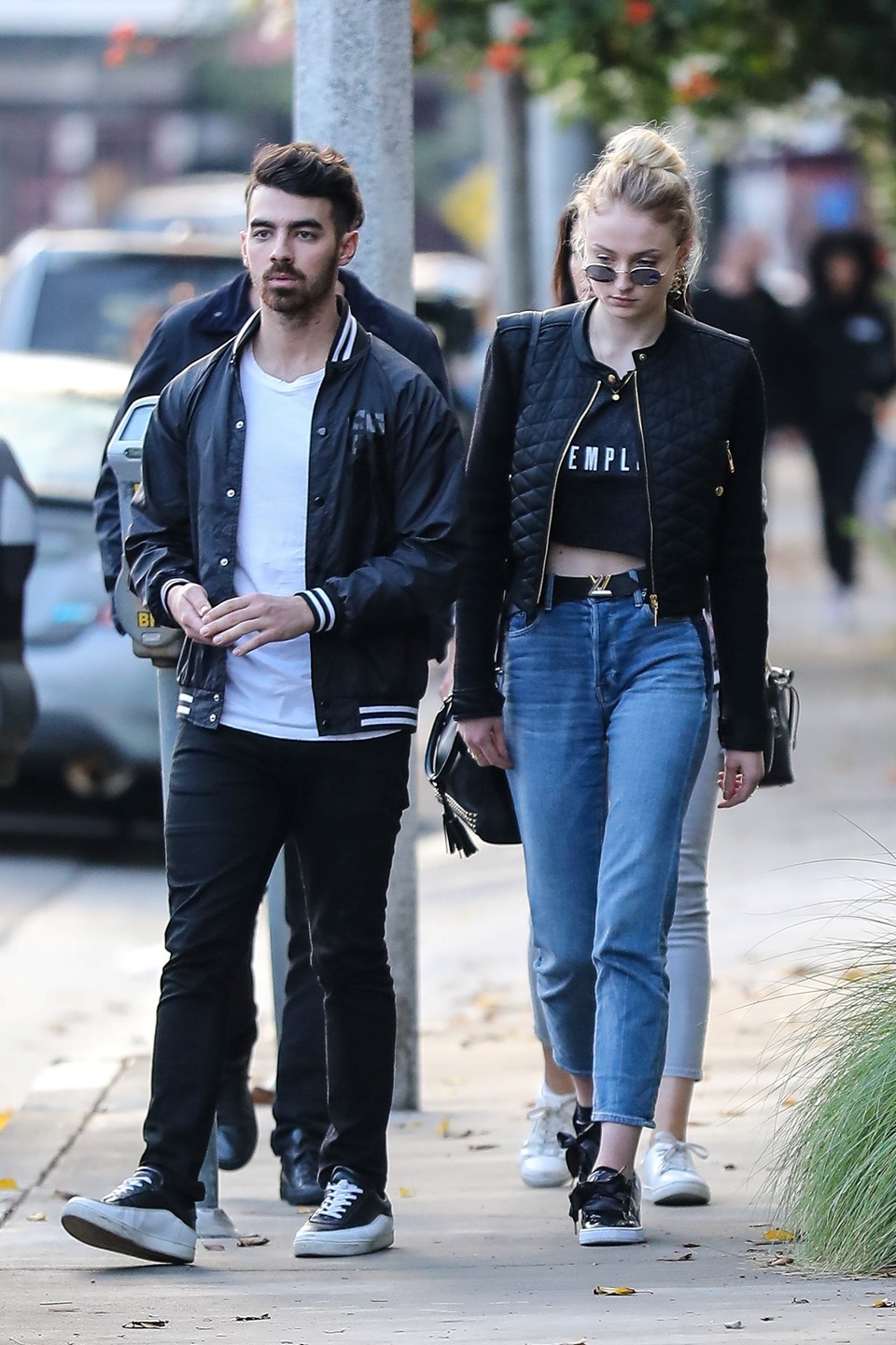 Kısa erkek uzun kadın ilişkisi olan ünlüler 7 NTV