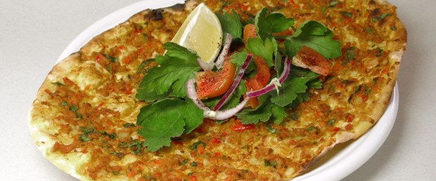 Lahmacun oldu 'lachmazou'
