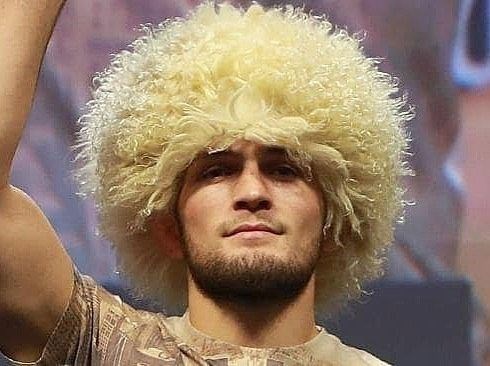BURAK ÖZÇİVİT'TEN NURMAGOMEDOV PAYLAŞIMI