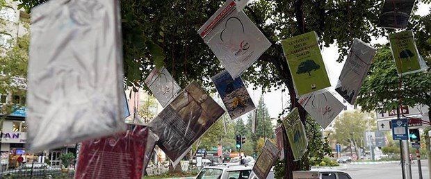 KAHRAMANMARAŞ'TA AĞAÇLAR 'KİTAP AÇTI'