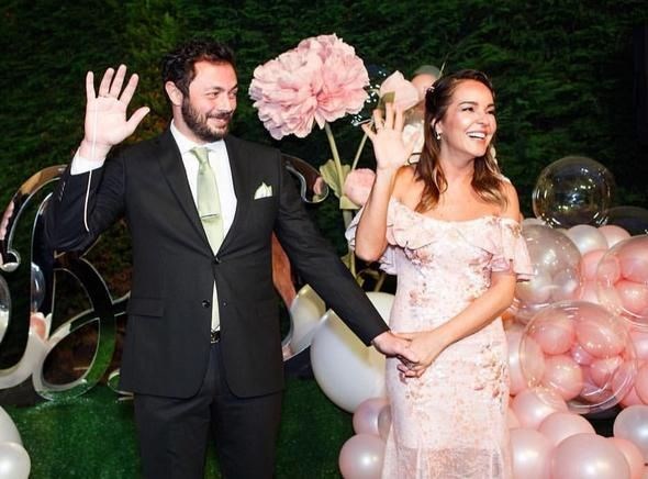 "NE OLUR BÖYLE KÖTÜ ŞAKALAR YAPMAYIN"