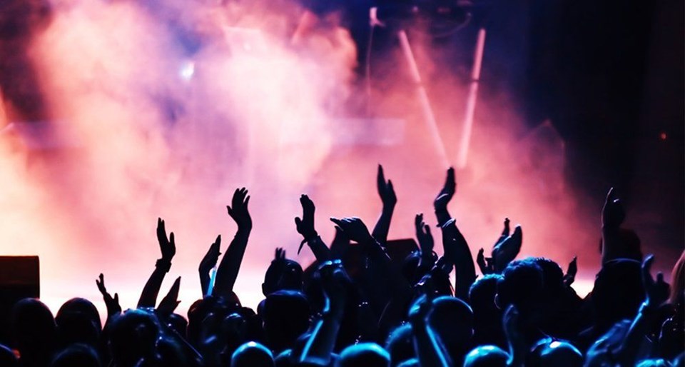 BENİM FESTİVALİM BAŞLIYOR (SADECE GENÇLER GİREBİLİR)
