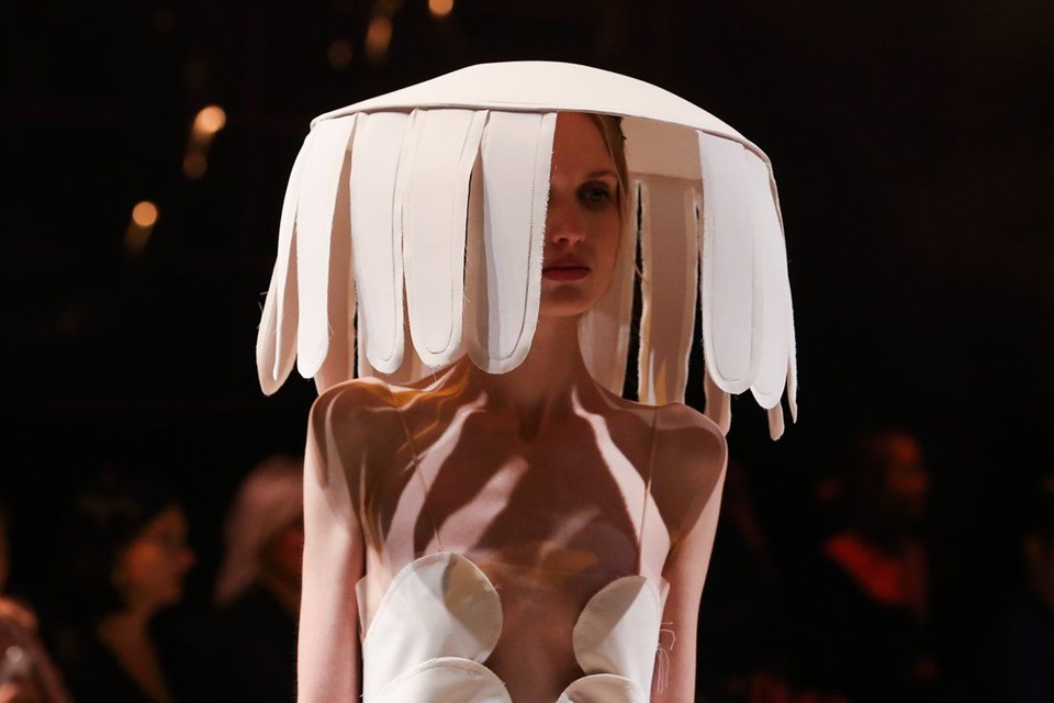 YENİ MODA AKSESUARLAR TANITILDI