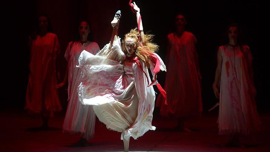 OPERADA YENİ SEZONA TROYA DAMGASI